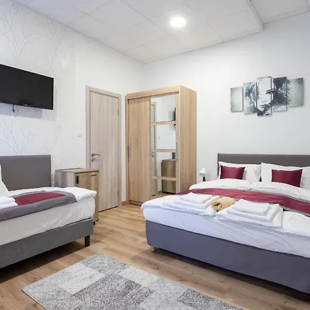 Hooper's Vendeghaz Guest house